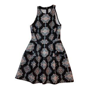 Mossimo Womens Fit & Flare Dress Size M Sleeveless Medallion Print Back Zip